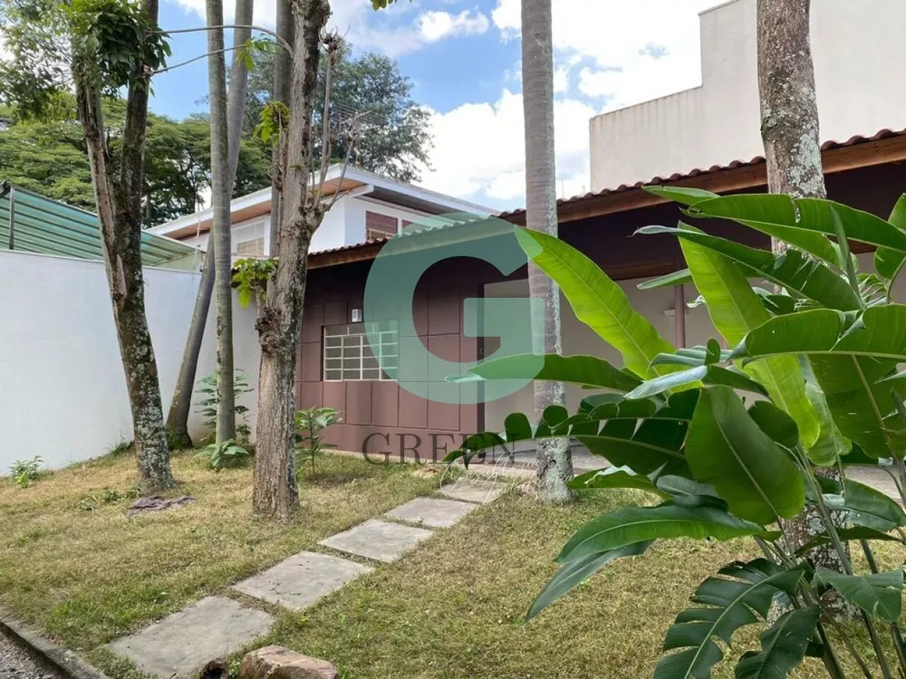 Casa à venda com 3 quartos, 273m² - Foto 1