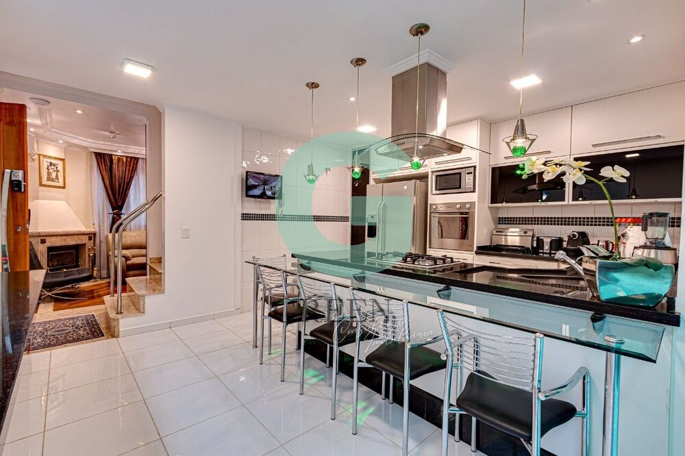 Casa, 2 quartos, 178 m² - Foto 1