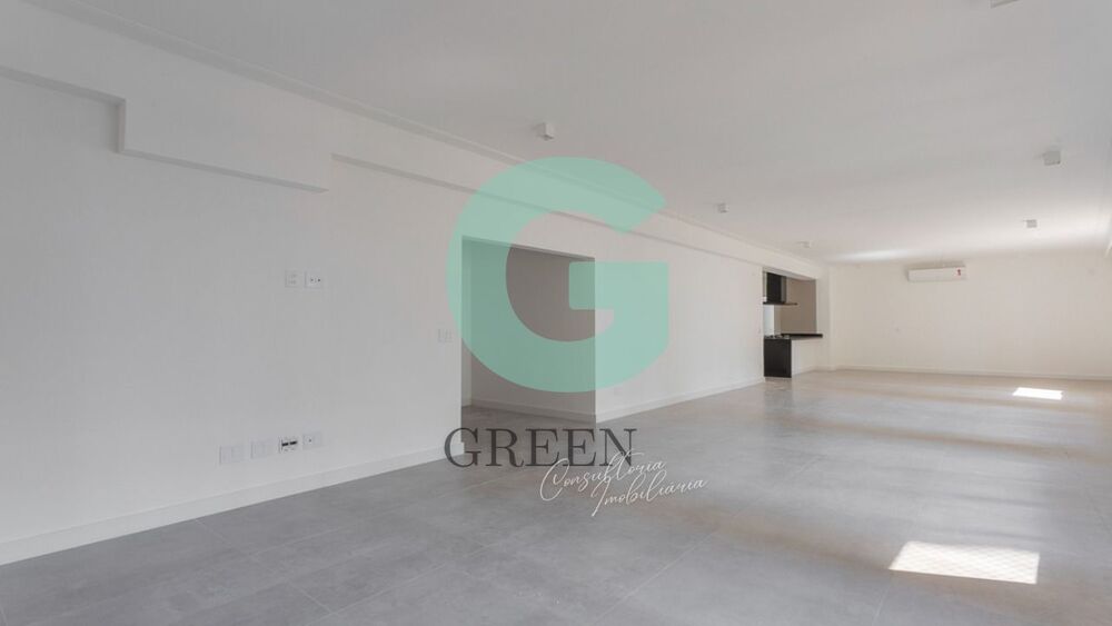 Apartamento, 3 quartos, 225 m² - Foto 2