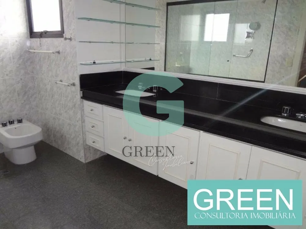 Apartamento, 3 quartos, 210 m² - Foto 1
