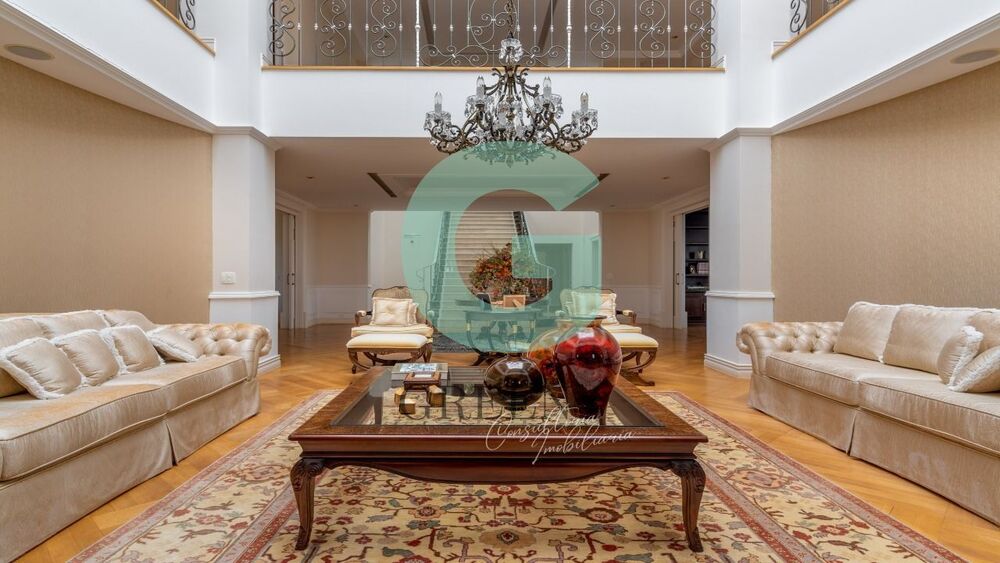 Casa, 7 quartos, 1596 m² - Foto 2