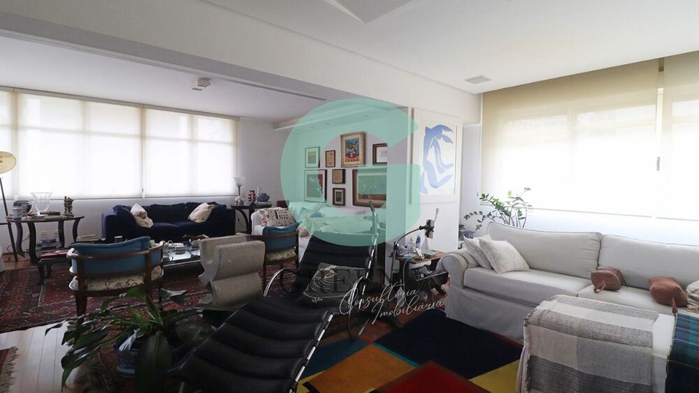 Apartamento à venda com 3 quartos, 165m² - Foto 1