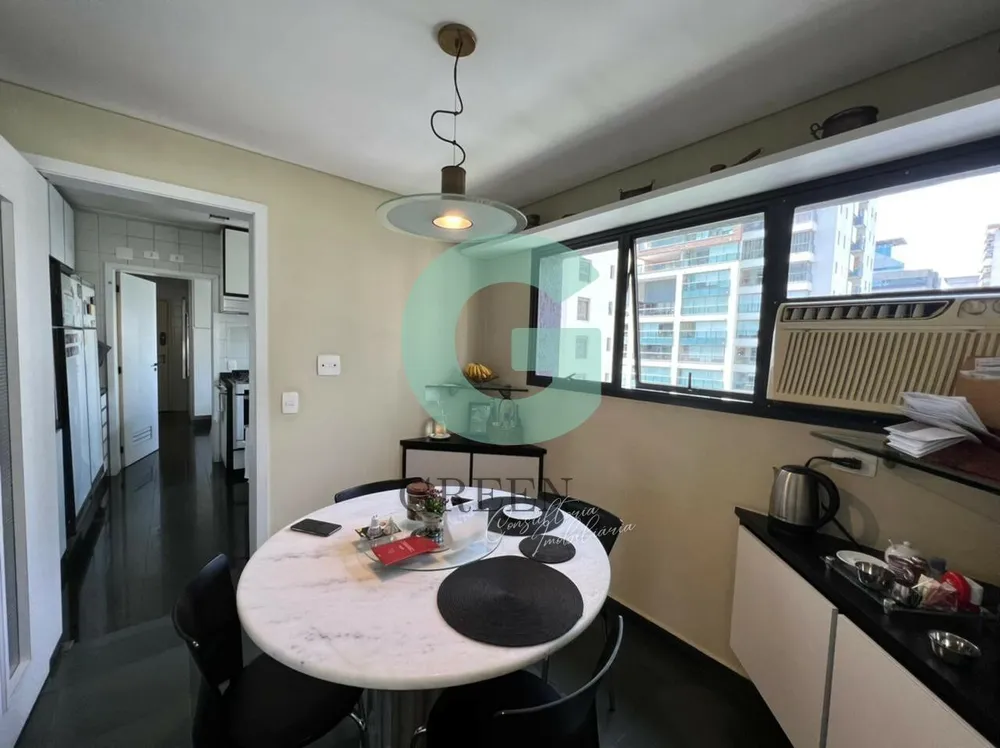 Apartamento, 3 quartos, 220 m² - Foto 8
