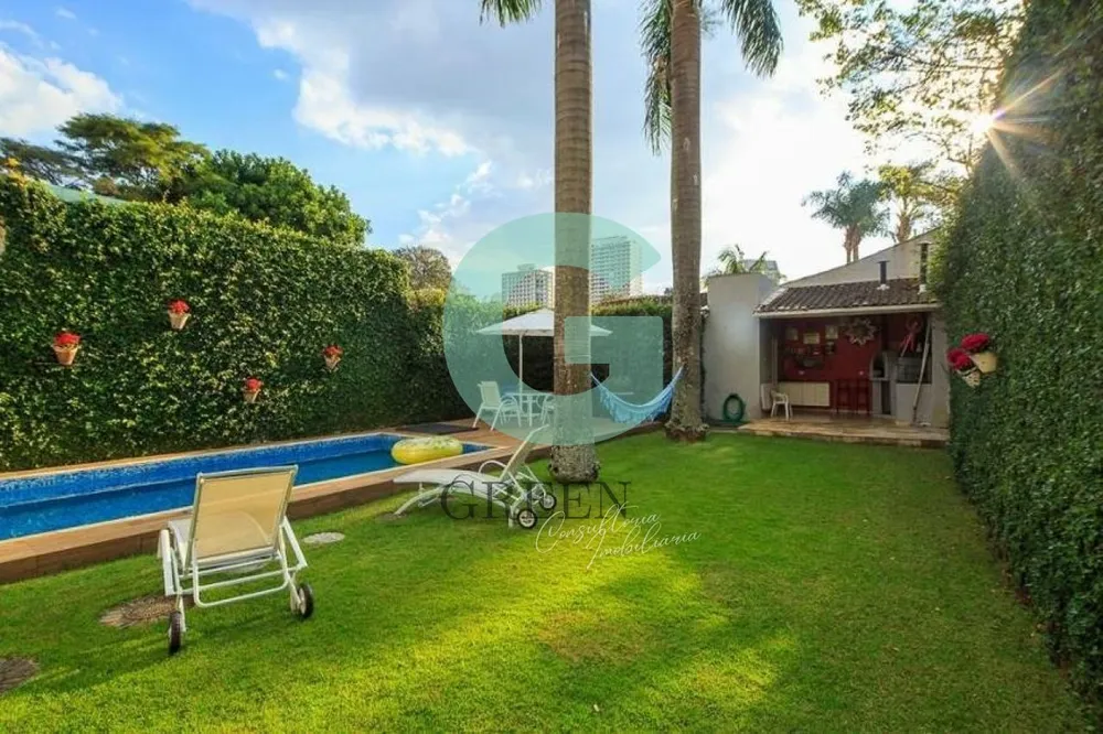 Casa, 4 quartos, 240 m² - Foto 11