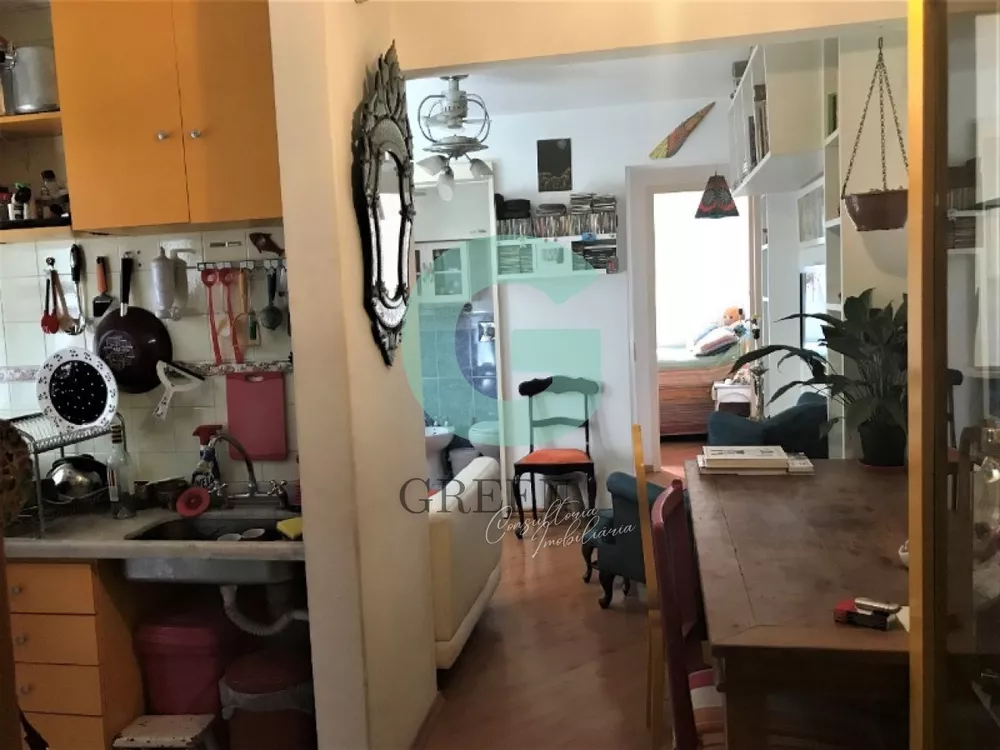 Apartamento à venda com 1 quarto, 45m² - Foto 2