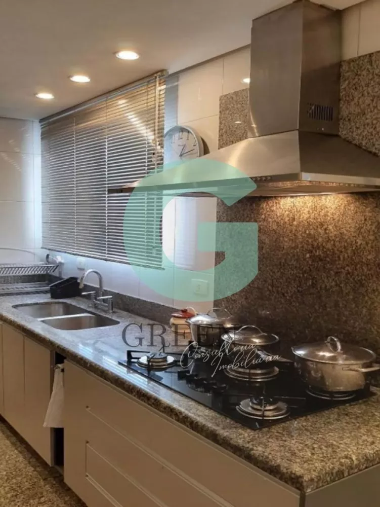 Apartamento à venda com 3 quartos, 154m² - Foto 13