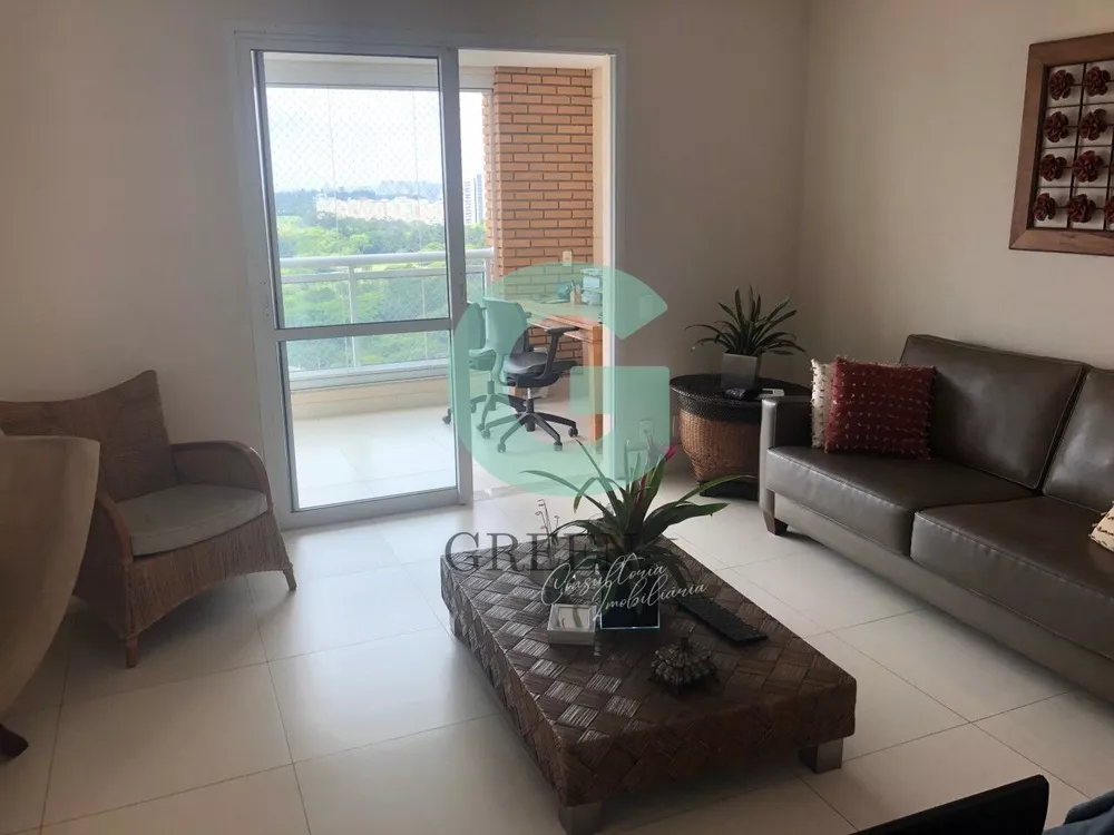 Apartamento à venda com 3 quartos, 200m² - Foto 3