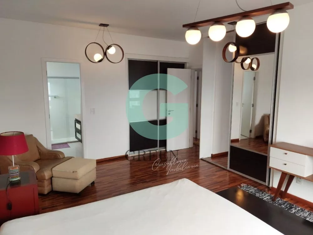 Apartamento à venda com 4 quartos, 222m² - Foto 19