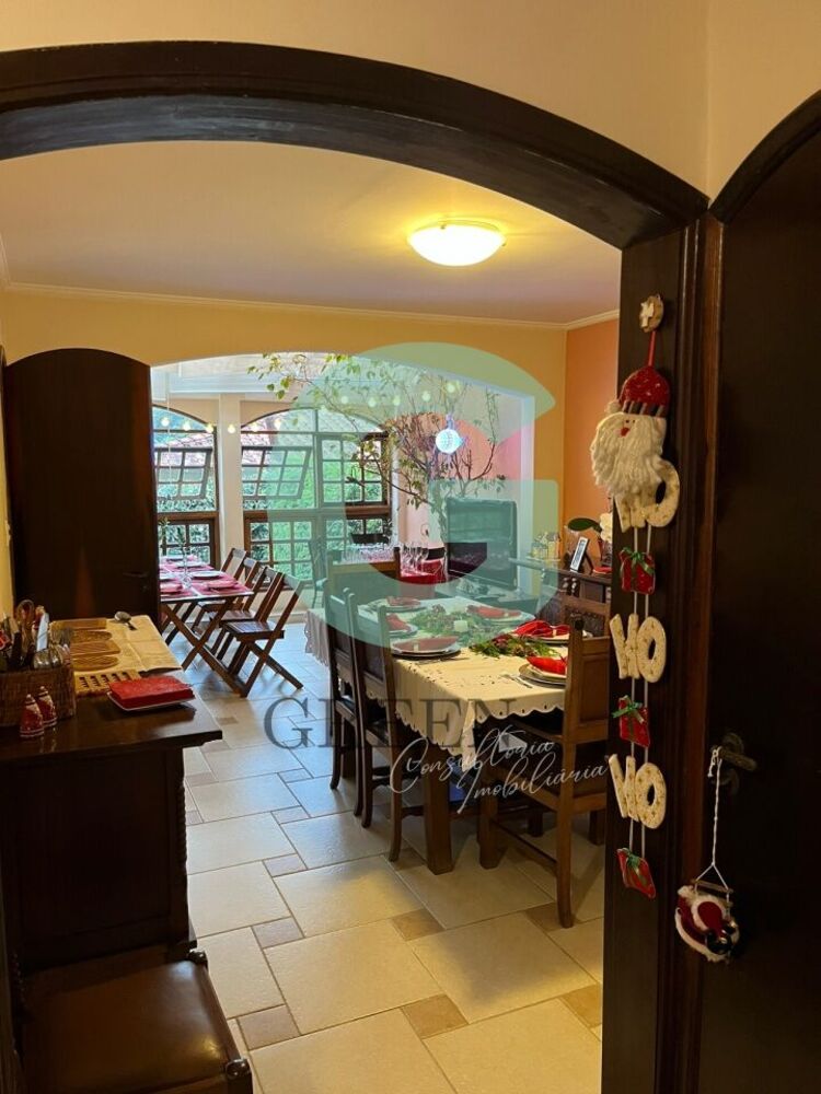 Casa, 3 quartos, 240 m² - Foto 3