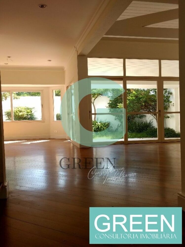 Casa, 4 quartos, 270 m² - Foto 1