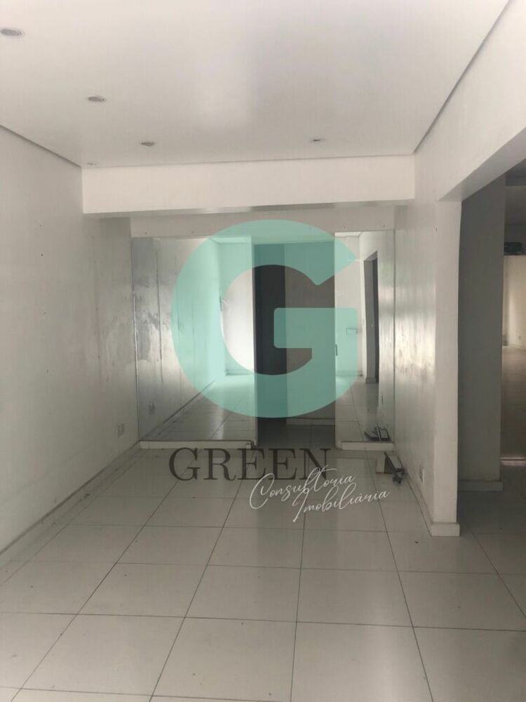 Casa para alugar com 3 quartos, 245m² - Foto 3