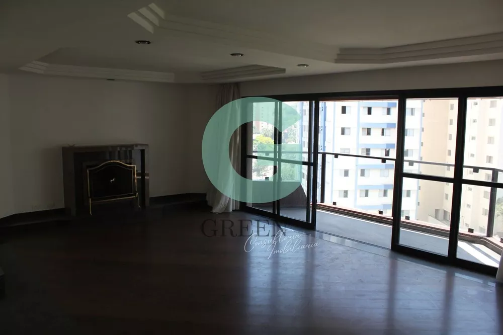 Apartamento à venda com 4 quartos, 217m² - Foto 1