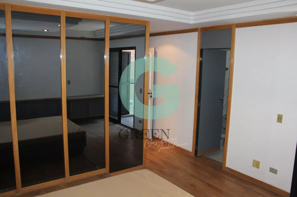 Apartamento à venda com 4 quartos, 217m² - Foto 21