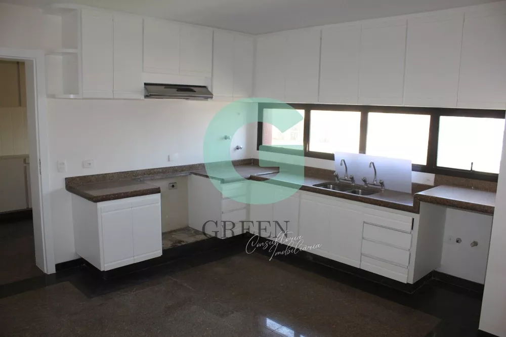 Apartamento à venda com 4 quartos, 217m² - Foto 24