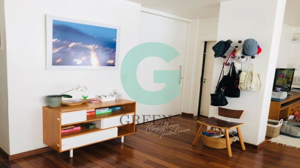 Apartamento, 3 quartos, 211 m² - Foto 1