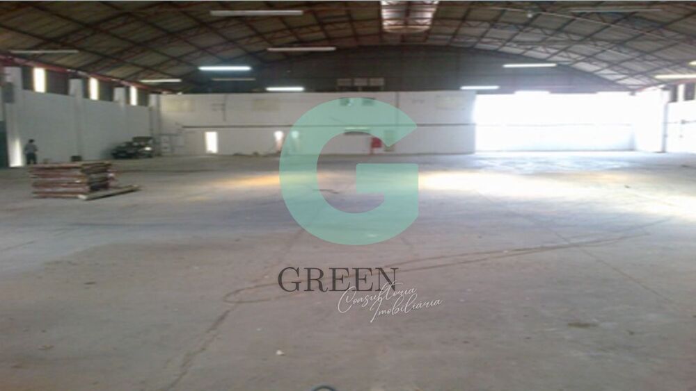 Depósito-Galpão, 2500 m² - Foto 1