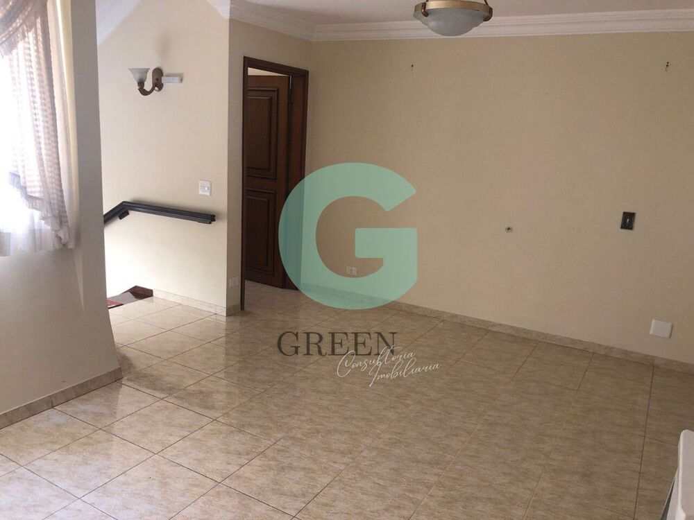 Casa à venda com 4 quartos, 450m² - Foto 2