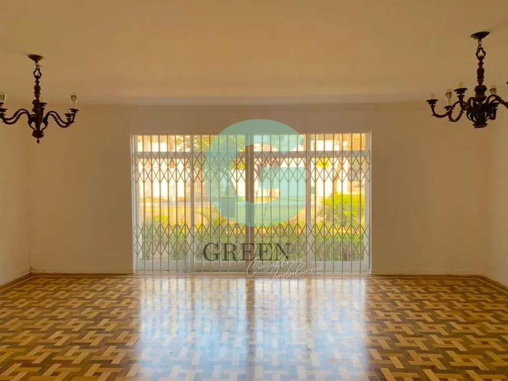 Casa à venda com 4 quartos, 400m² - Foto 1