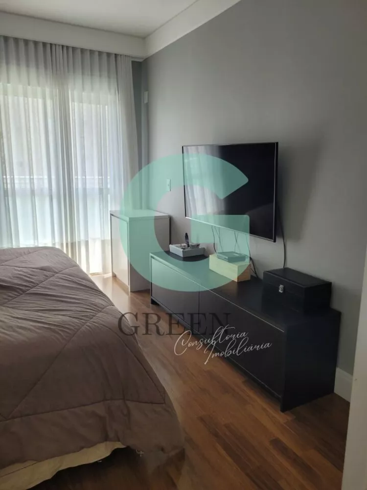 Apartamento para alugar com 4 quartos, 270m² - Foto 18