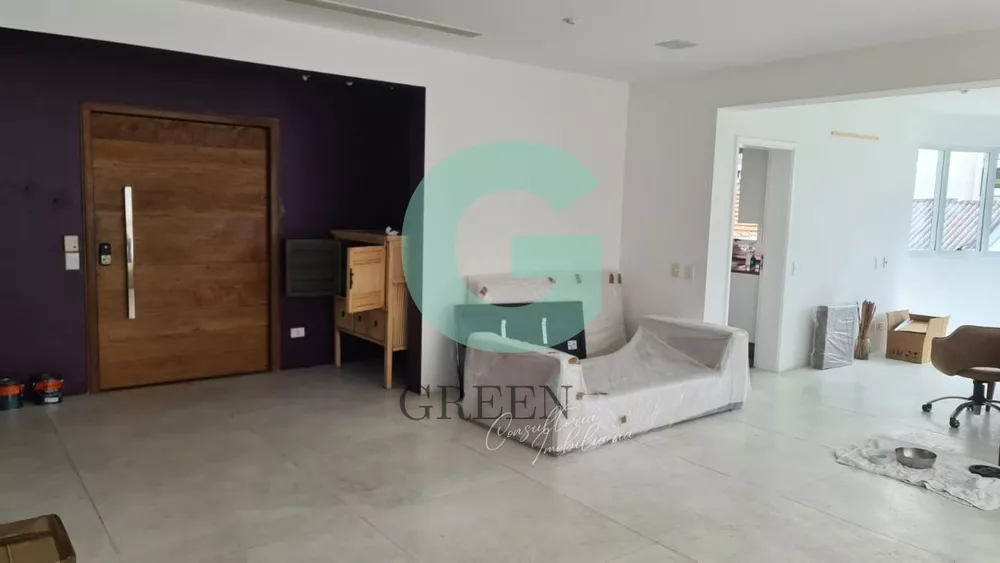 Apartamento para alugar com 4 quartos, 330m² - Foto 4