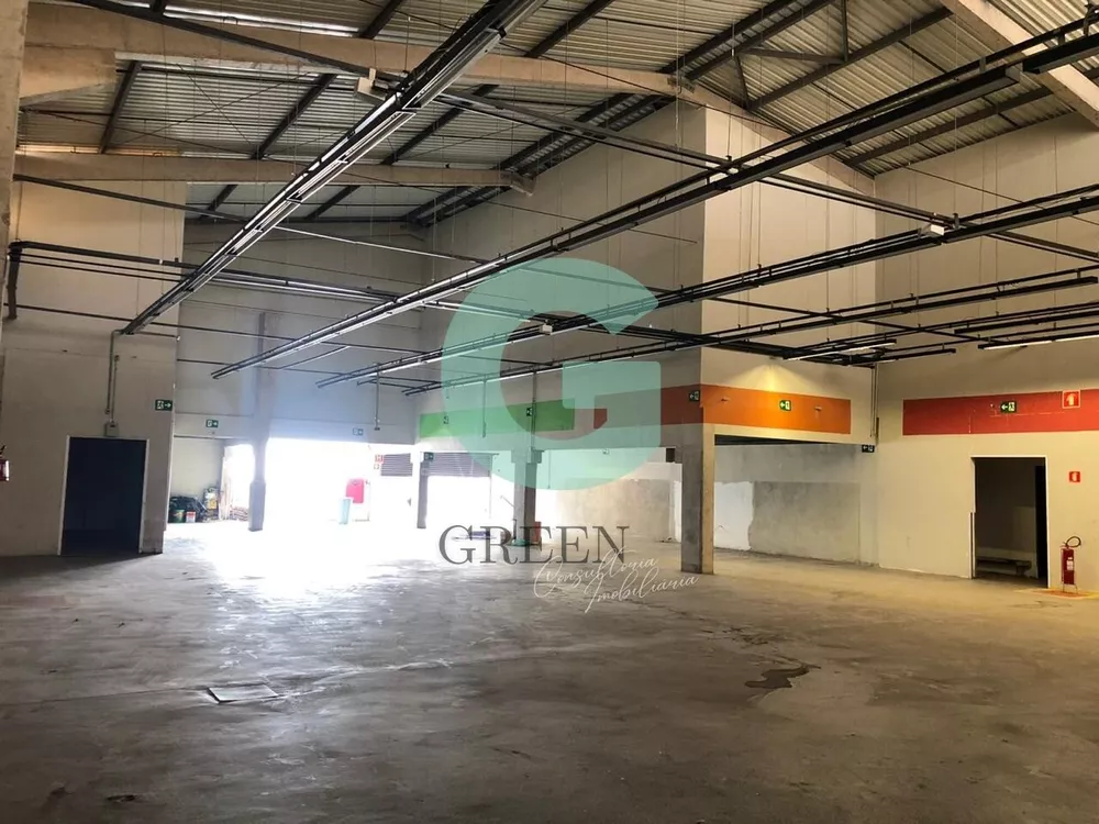 Depósito-Galpão-Armazém para alugar, 790m² - Foto 1