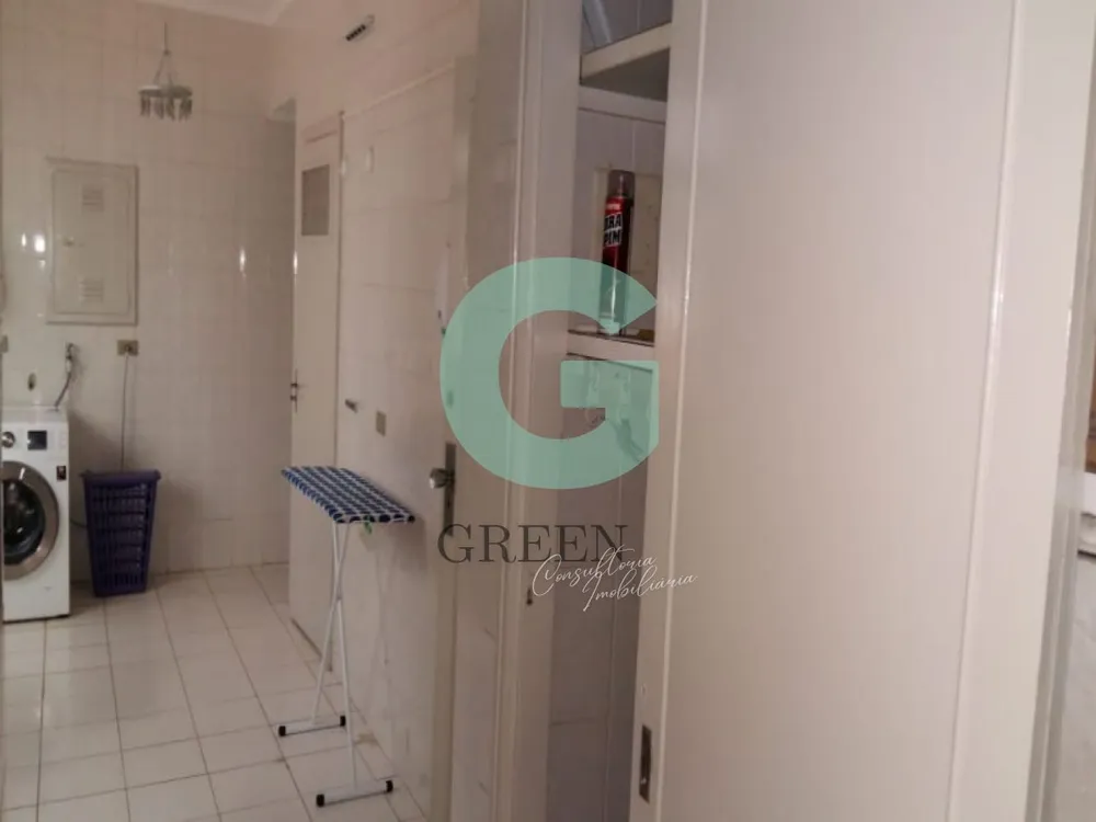 Apartamento, 3 quartos, 247 m² - Foto 2