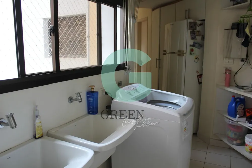 Apartamento, 3 quartos, 240 m² - Foto 4