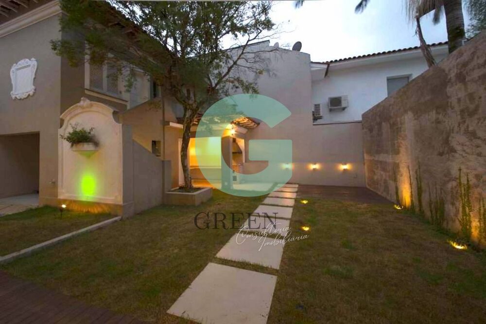 Casa, 4 quartos, 370 m² - Foto 1