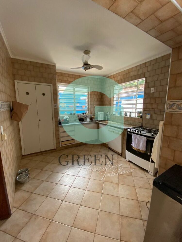 Casa, 4 quartos, 325 m² - Foto 2