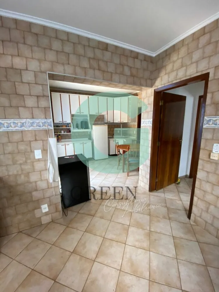 Casa, 4 quartos, 325 m² - Foto 1