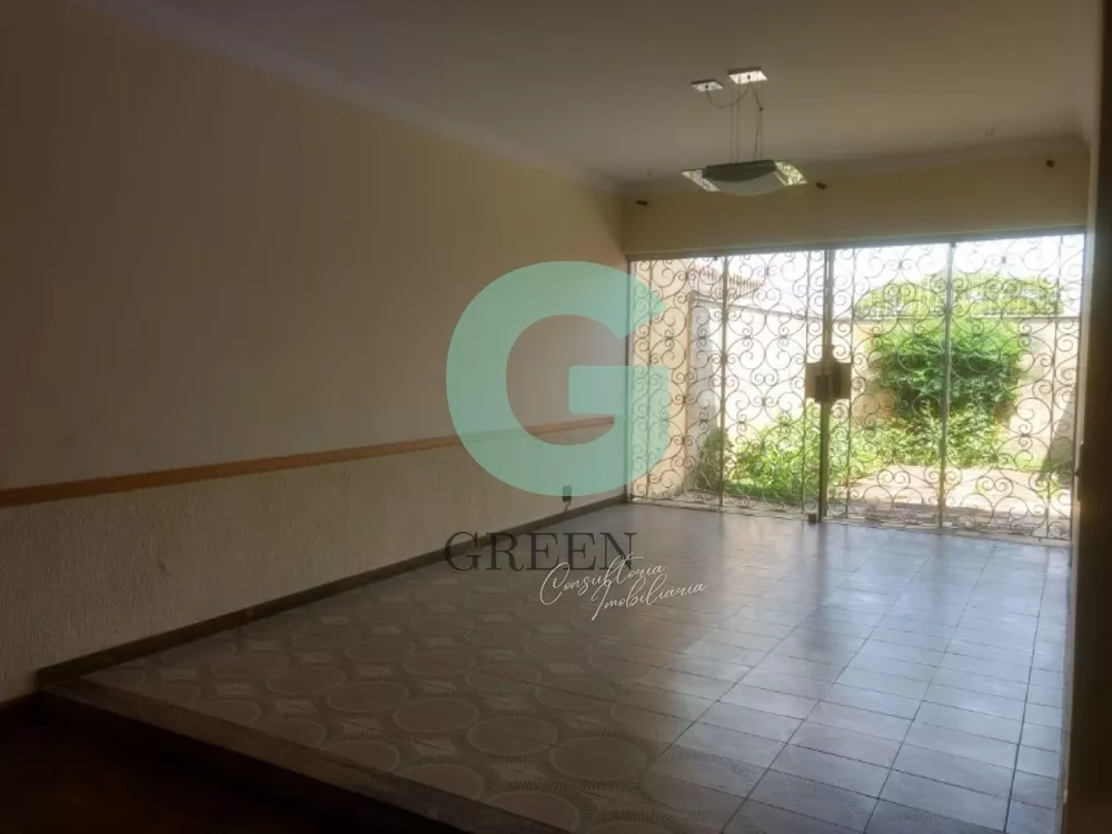 Casa à venda com 4 quartos, 231m² - Foto 4