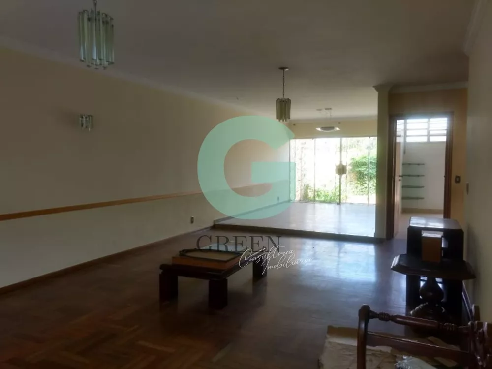 Casa à venda com 4 quartos, 231m² - Foto 3