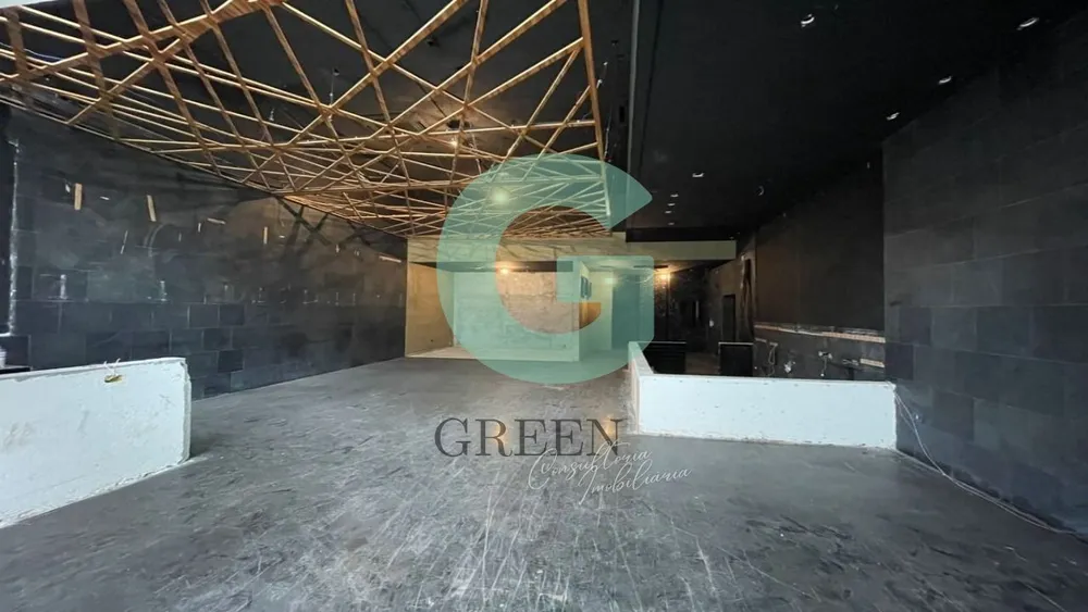 Prédio Inteiro, 561 m² - Foto 1