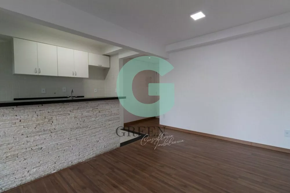 Apartamento à venda com 2 quartos, 70m² - Foto 4