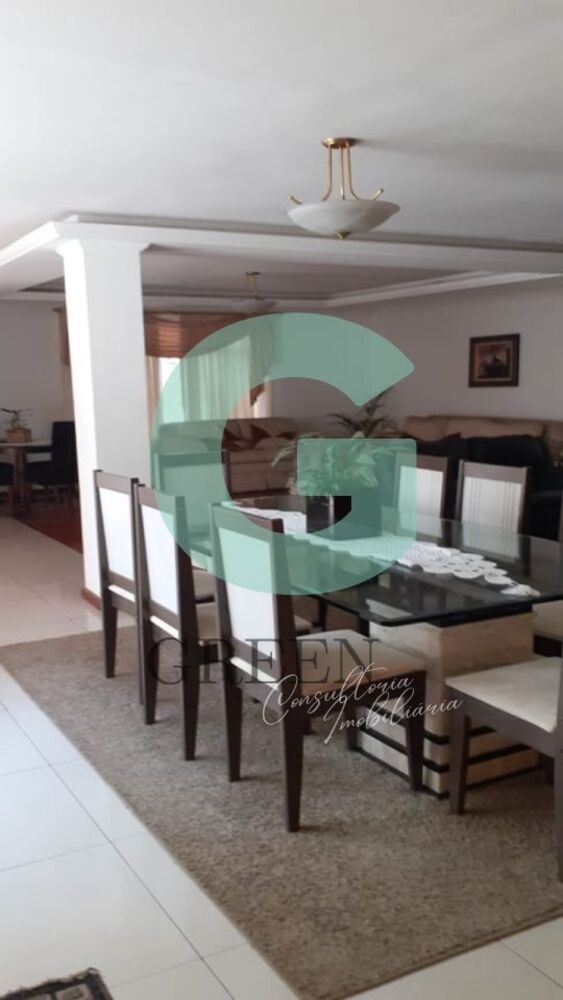Casa, 4 quartos, 192 m² - Foto 1