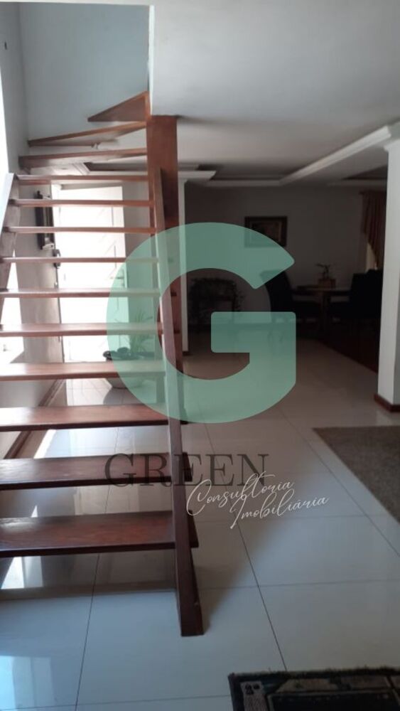 Casa, 4 quartos, 192 m² - Foto 2