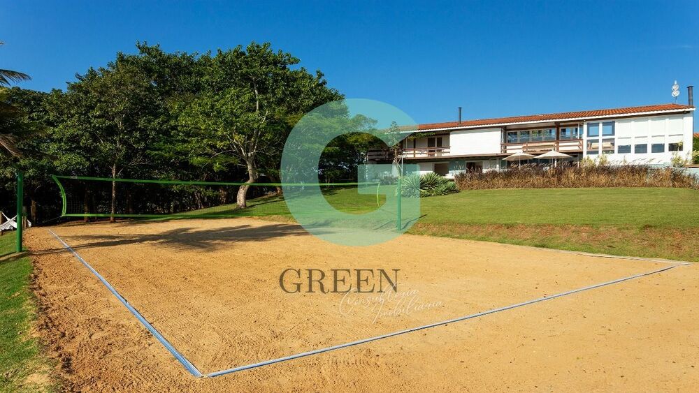 Casa à venda com 3 quartos, 800m² - Foto 1