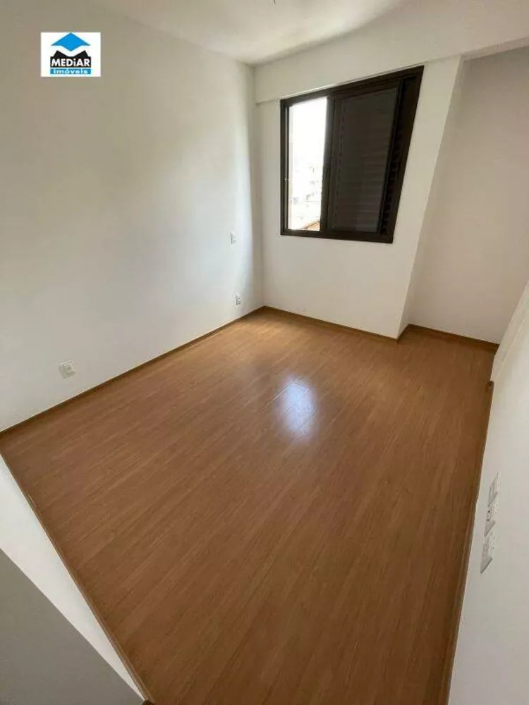 Apartamento à venda com 3 quartos, 130m² - Foto 7