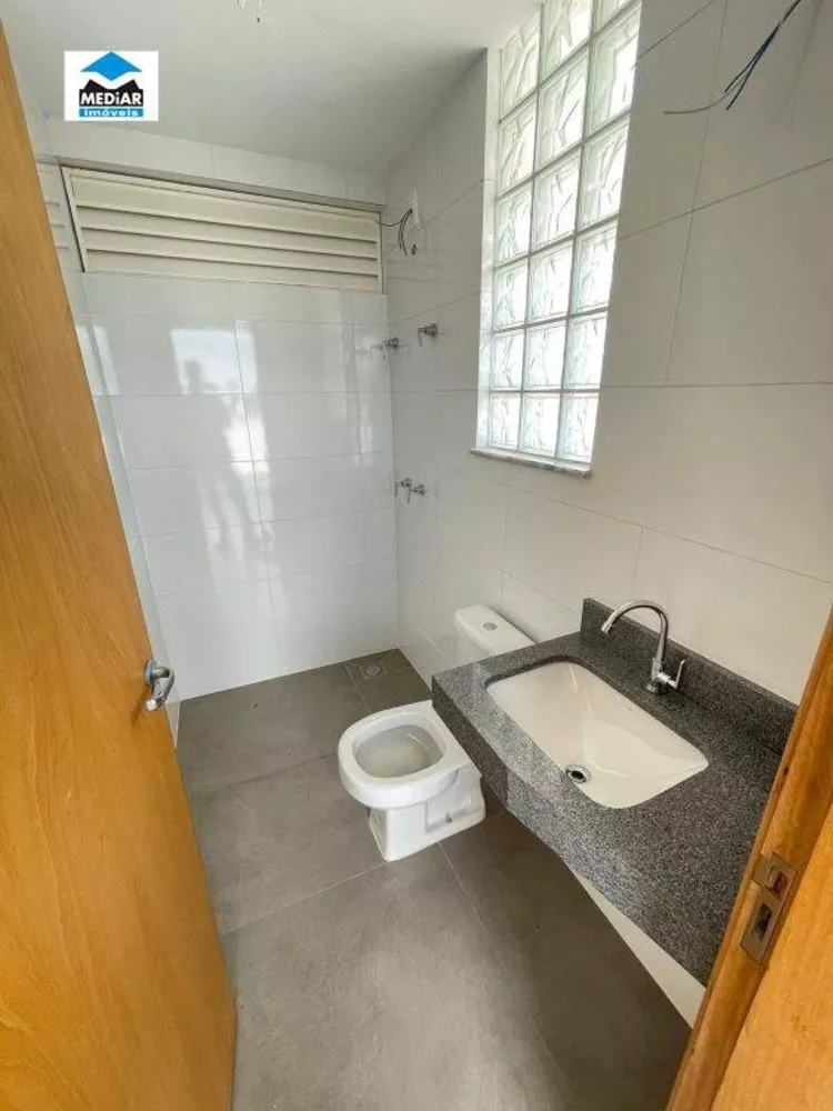 Apartamento à venda com 3 quartos, 130m² - Foto 11