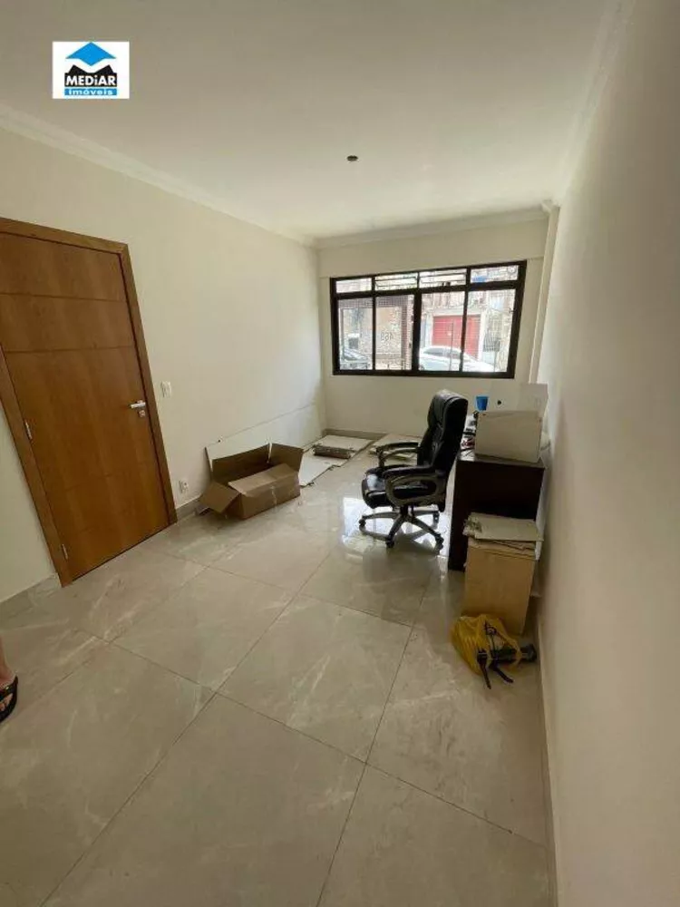 Apartamento à venda com 3 quartos, 130m² - Foto 12