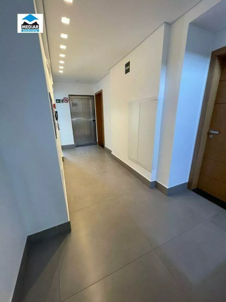 Apartamento à venda com 3 quartos, 130m² - Foto 5