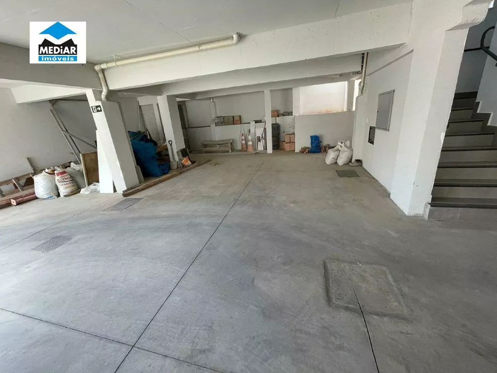 Apartamento à venda com 3 quartos, 130m² - Foto 16