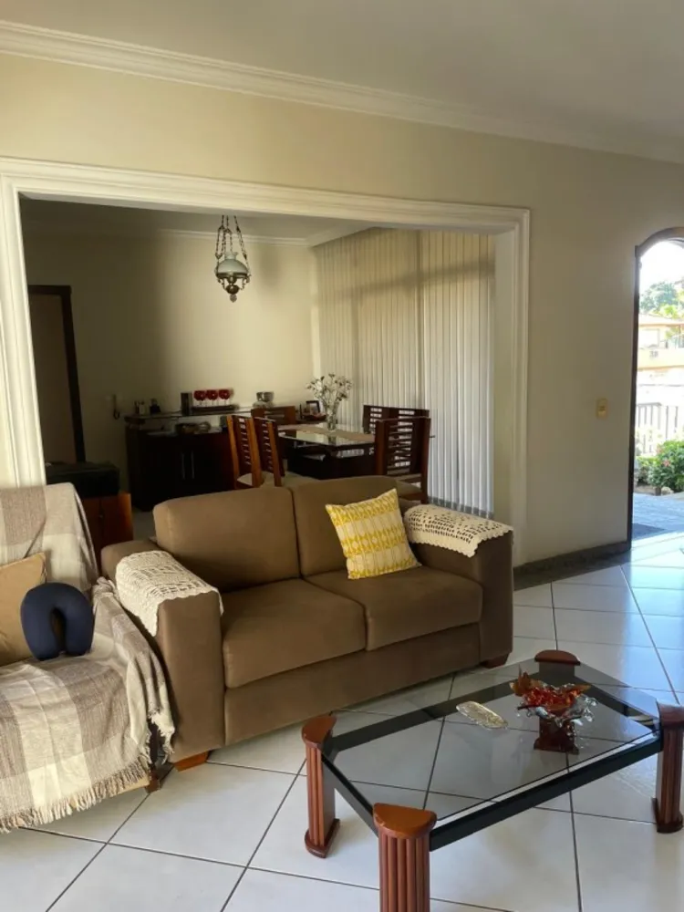 Casa, 3 quartos, 222 m² - Foto 4