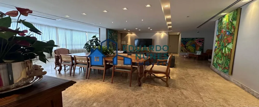 Apartamento, 3 quartos, 244 m² - Foto 1