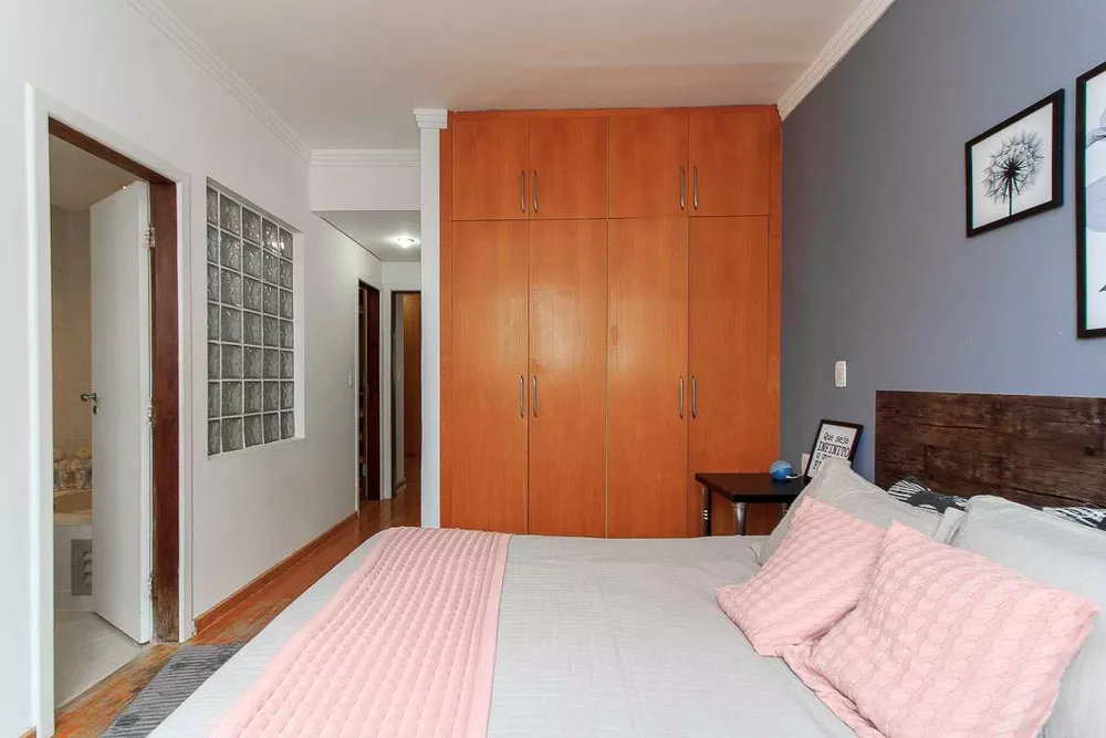 Apartamento à venda com 4 quartos, 155m² - Foto 9