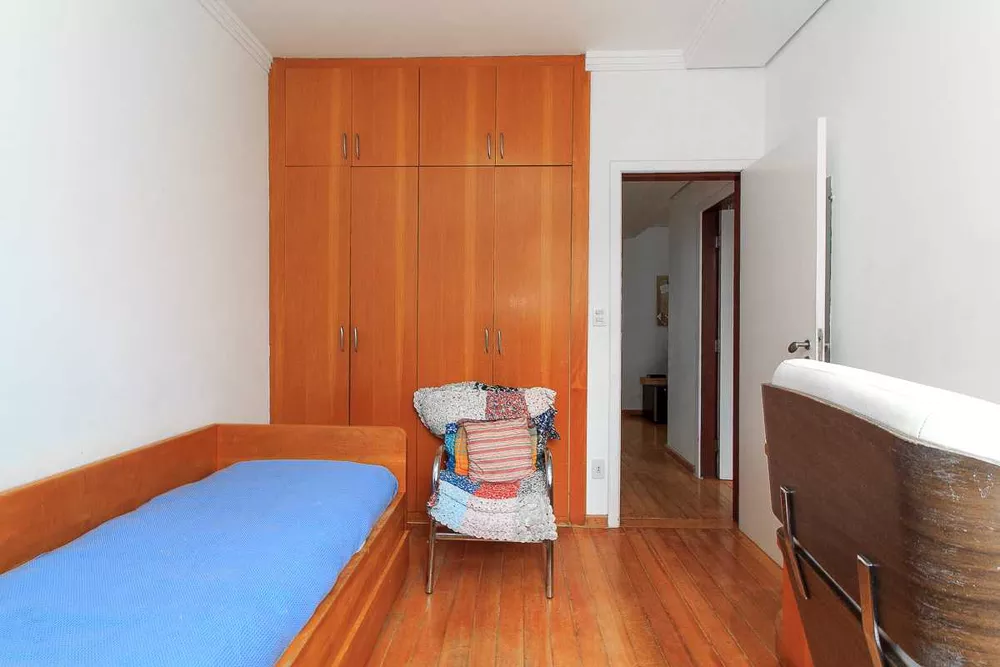 Apartamento à venda com 4 quartos, 155m² - Foto 12