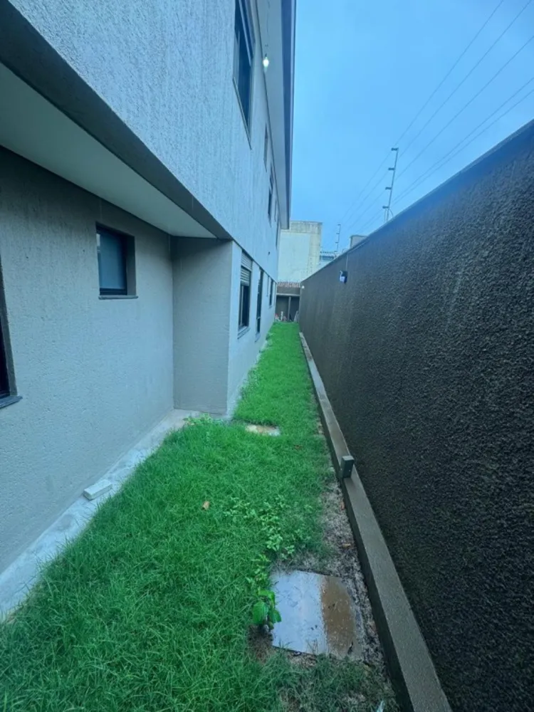 Casa, 5 quartos, 326 m² - Foto 2