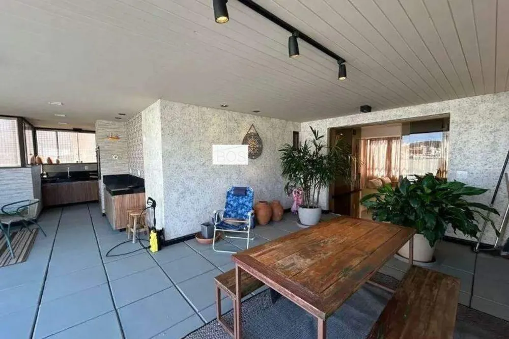 Cobertura, 4 quartos, 255 m² - Foto 2