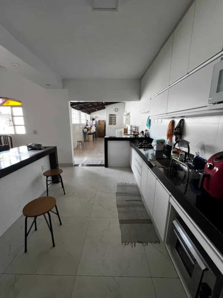 Casa, 4 quartos, 360 m² - Foto 4