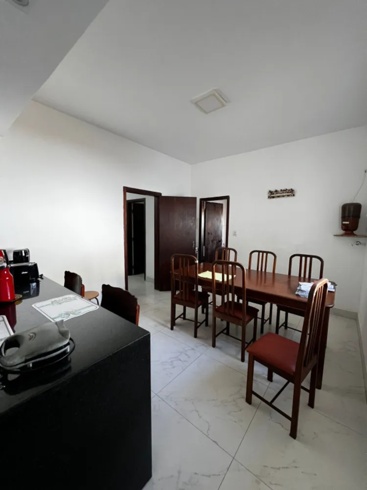 Casa, 4 quartos, 360 m² - Foto 3